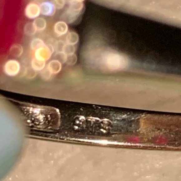 10K solid gold Ruby and Diamond Ring - Picture 11 of 15